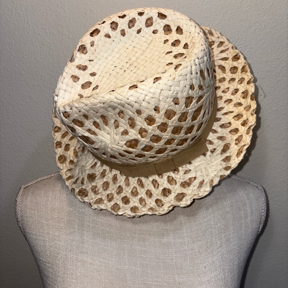 New York & Company Vintage Woven Straw Fedora Hat with Tan Band One Size - Picture 2 of 8